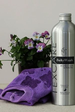 TexCare Babywash Allergivenlig – Uparfumeret – Let nedbrydelig i miljøet Til sikker vask af babytøj. Fuldstændig fri for tilsætningsstoffer som parfume, farve og optisk hvidt. BabyWash er omhyggelig udviklet for at mindske risiko for irriteret babyhud og at allergi og overfølsomhed opstår. Vask i TexCare BabyWash giver ekstra bløde bomuldsfibre uden skyllemiddel.